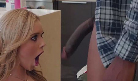 Обалдела от размера пениса