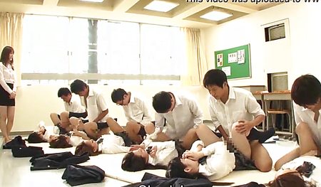 Урок сексуального воспитания неожиданно вышел из-под контроля